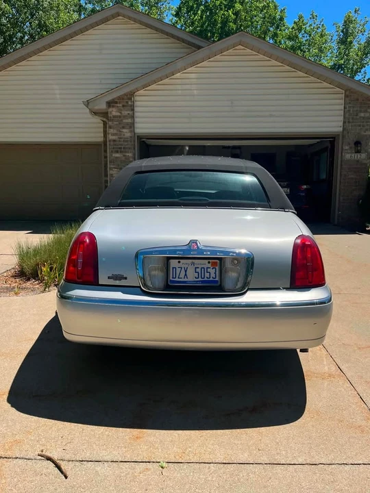 2000 Lincoln Continental 9th Gen - Image 6 of 13