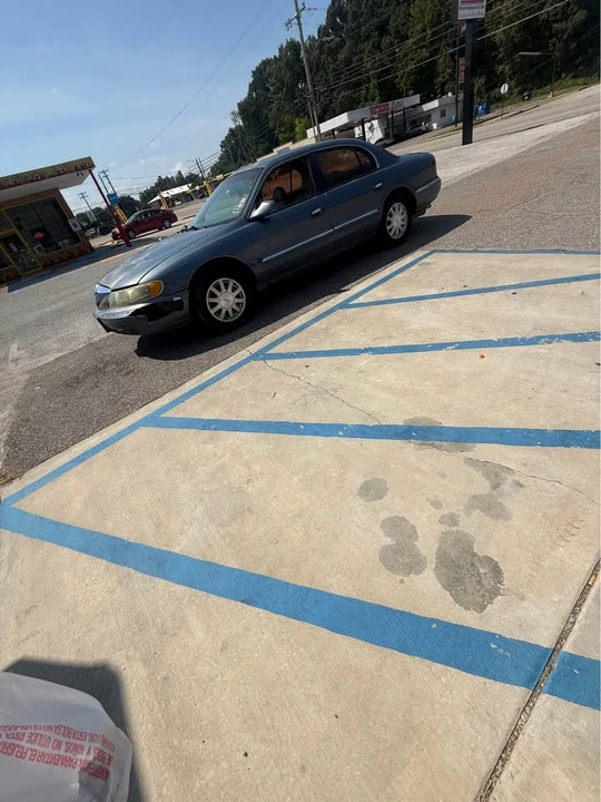 2000 Lincoln Continental 9th Gen - Image 2 of 5