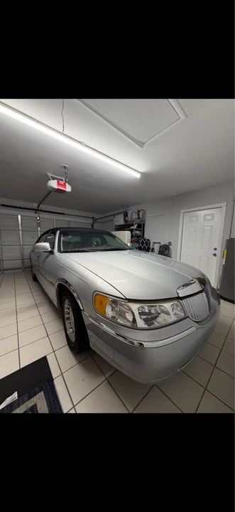 2000 Lincoln Continental 9th Gen - Image 5 of 10