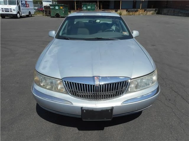 2000 Lincoln Continental 9th Gen - Image 3 of 12