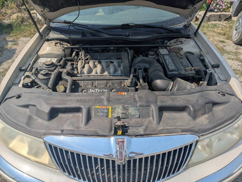 2000 Lincoln Continental 9th Gen - Image 6 of 6