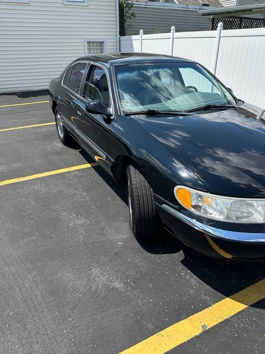 2000 Lincoln Continental 9th Gen - Image 3 of 6