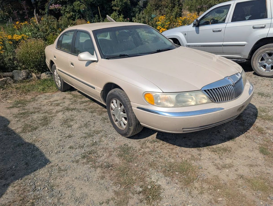 2000 Lincoln Continental 9th Gen - Image 2 of 6