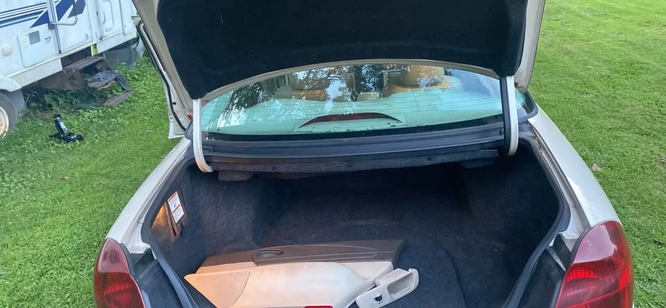 2000 Lincoln Continental 9th Gen - Image 9 of 12