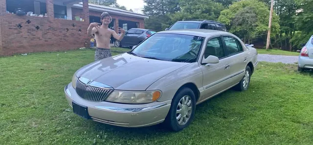2000 Lincoln Continental