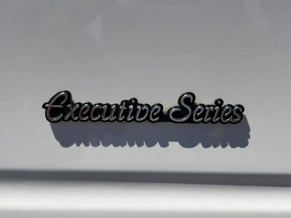 2000 Lincoln Continental 9th Gen - Image 5 of 10