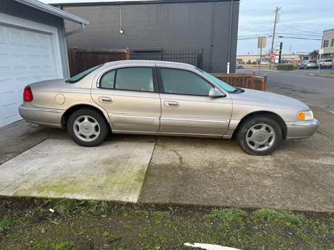 2000 Lincoln Continental Premiere Sedan 4D