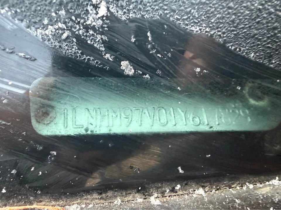 2000 Lincoln Continental 9th Gen - Image 3 of 5