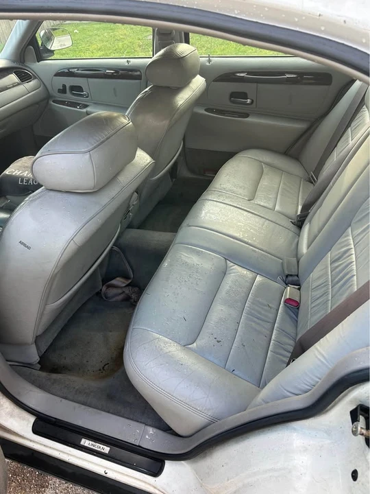 2000 Lincoln Continental 9th Gen - Image 7 of 9