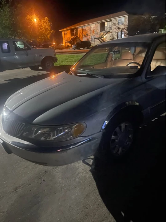 2000 Lincoln Continental 9th Gen - Image 9 of 9