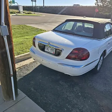 2000 Lincoln Continental