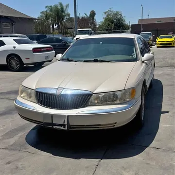 2000 Lincoln Continental Sedan 4D