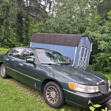 2000 Lincoln Continental Sedan 4D