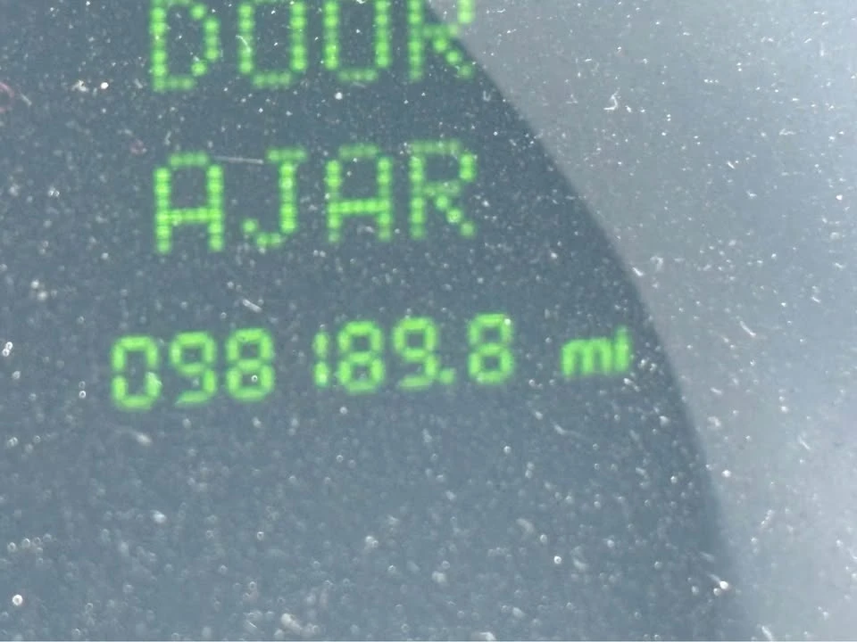 2000 Lincoln Continental 9th Gen - Image 7 of 8