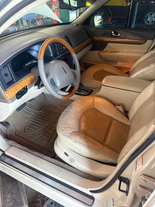 2000 Lincoln Continental 9th Gen - Image 9 of 11
