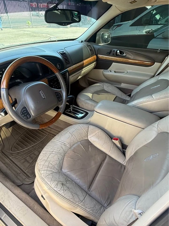 2000 Lincoln Continental 9th Gen - Image 5 of 11