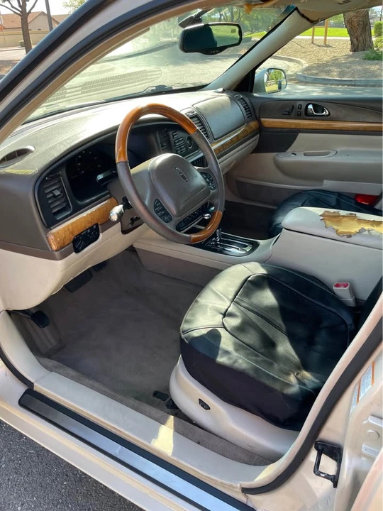 2000 Lincoln Continental 9th Gen - Image 8 of 17