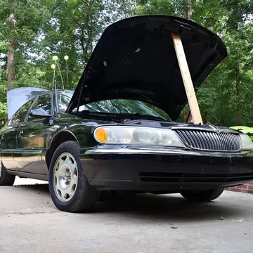 2000 Lincoln Continental Select Sedan 4D