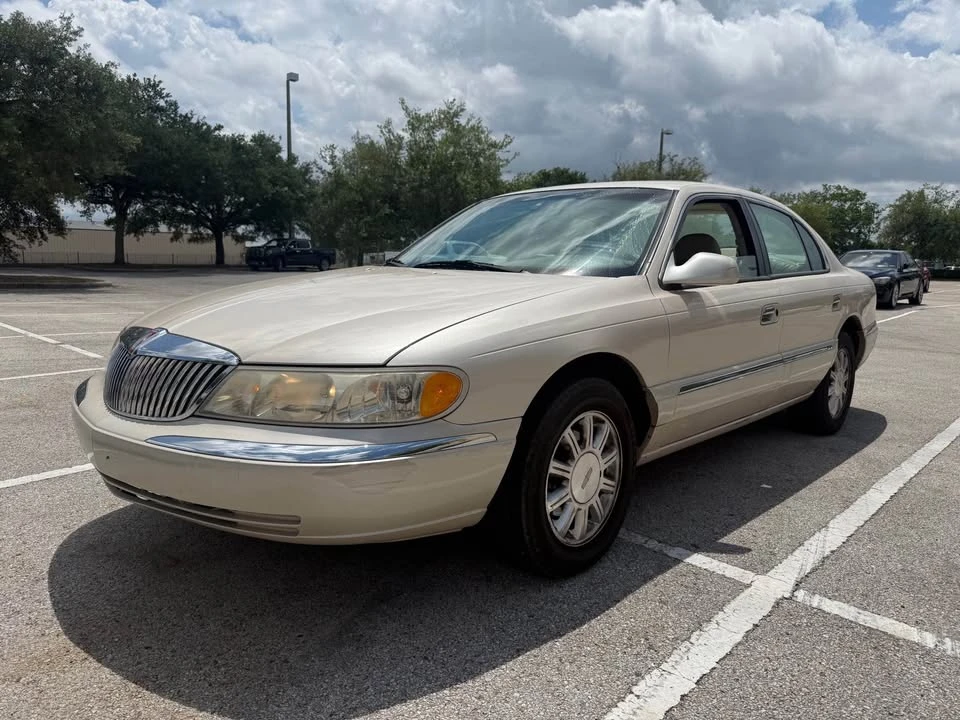 2000 Lincoln Continental 9th Gen - Image 9 of 13