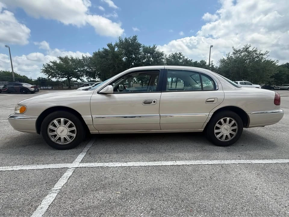 2000 Lincoln Continental 9th Gen - Image 12 of 13