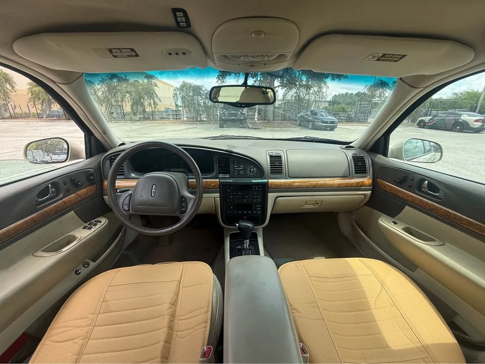 2000 Lincoln Continental 9th Gen - Image 2 of 13