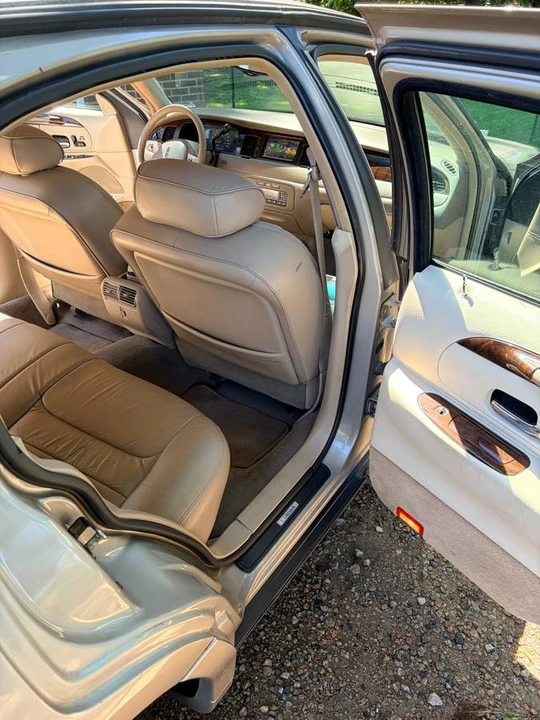 2000 Lincoln Continental 9th Gen - Image 6 of 16