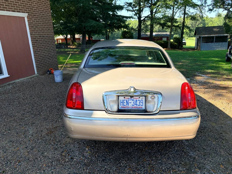 2000 Lincoln Continental 9th Gen - Image 14 of 16