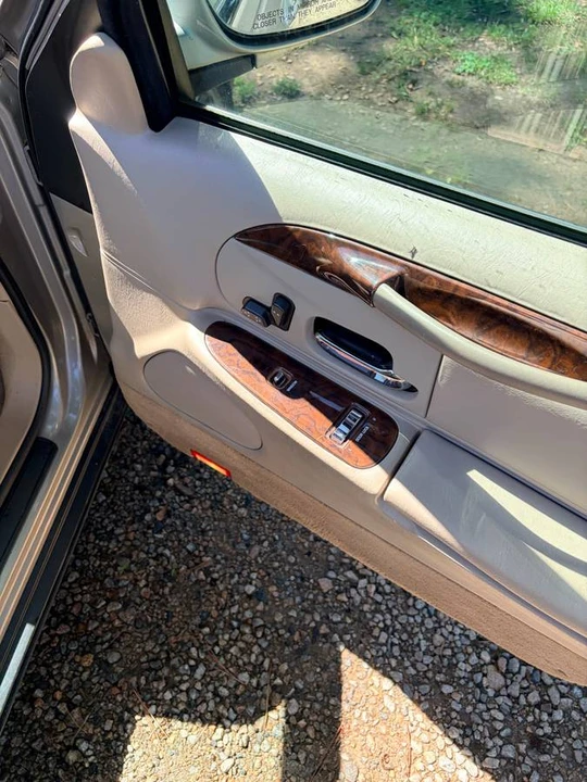 2000 Lincoln Continental 9th Gen - Image 5 of 16