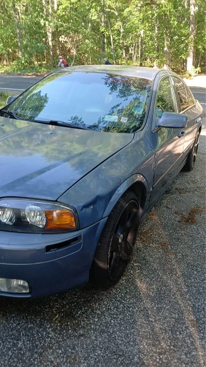 2000 Lincoln Continental 9th Gen - Image 2 of 5