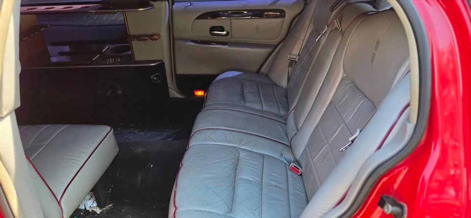 2000 Lincoln Continental 9th Gen - Image 5 of 9