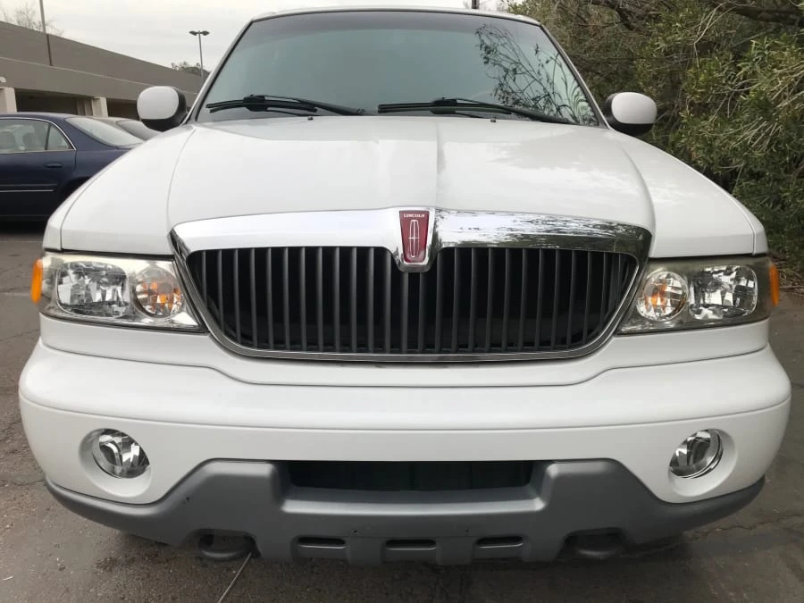 2000 Lincoln Navigator 1st Gen - Image 4 of 12