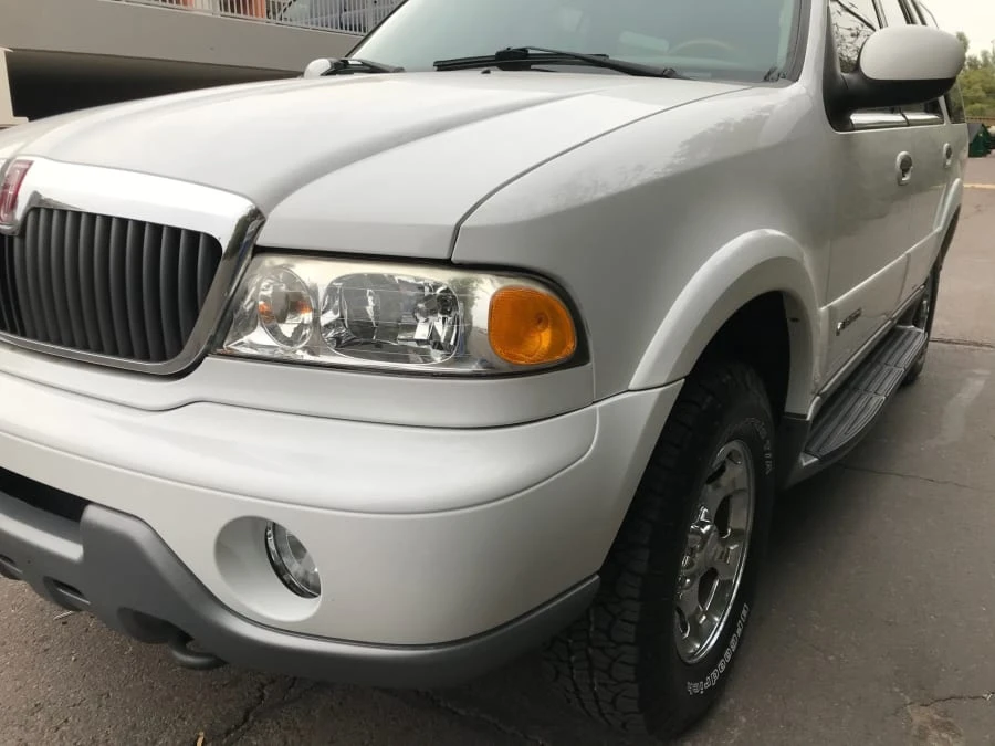 2000 Lincoln Navigator 1st Gen - Image 5 of 12