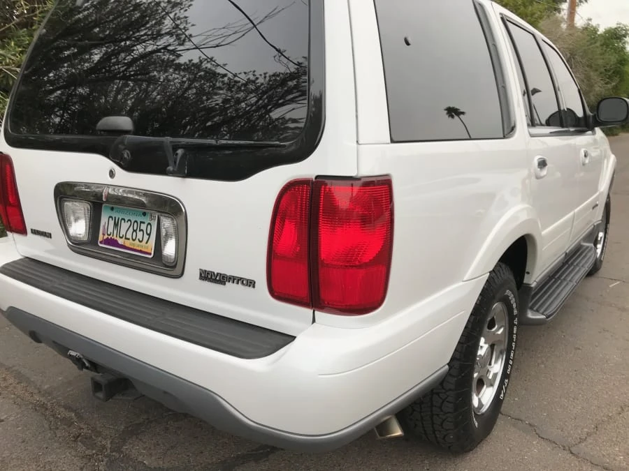 2000 Lincoln Navigator 1st Gen - Image 8 of 12