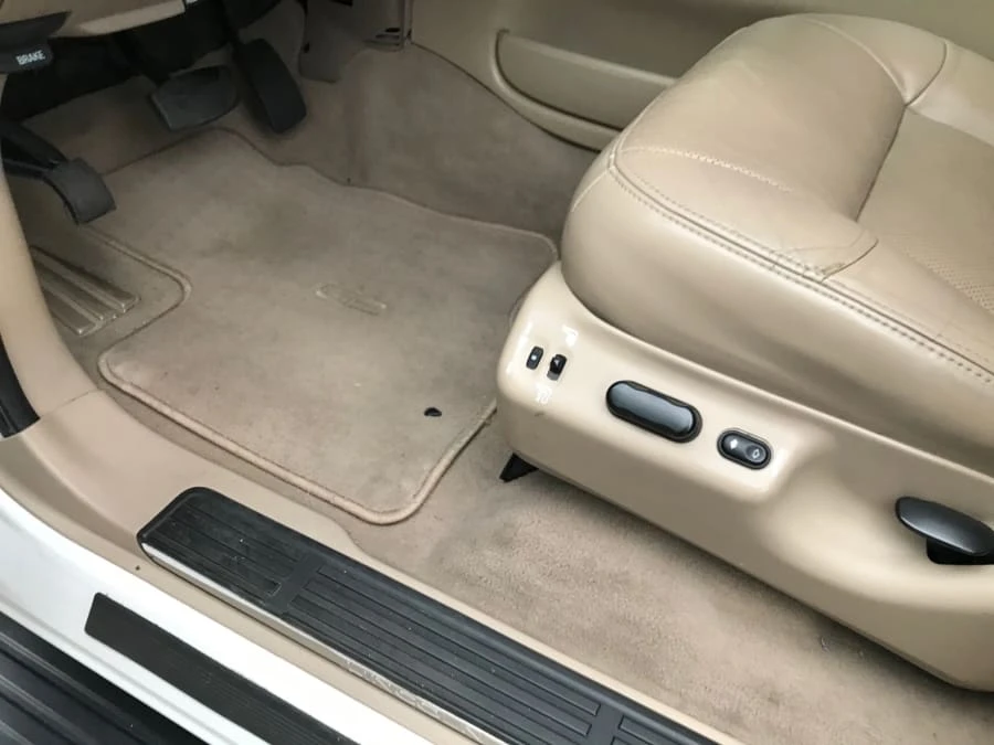 2000 Lincoln Navigator 1st Gen - Image 11 of 12
