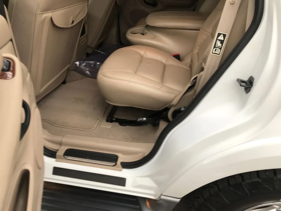 2000 Lincoln Navigator 1st Gen - Image 12 of 12