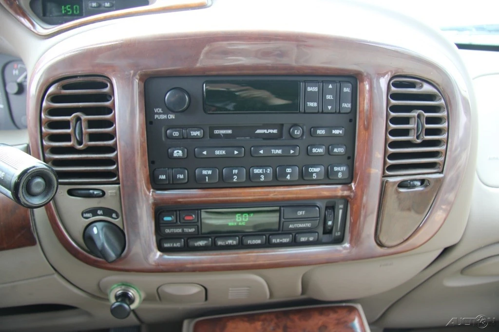 2000 Lincoln Navigator 1st Gen - Image 21 of 21