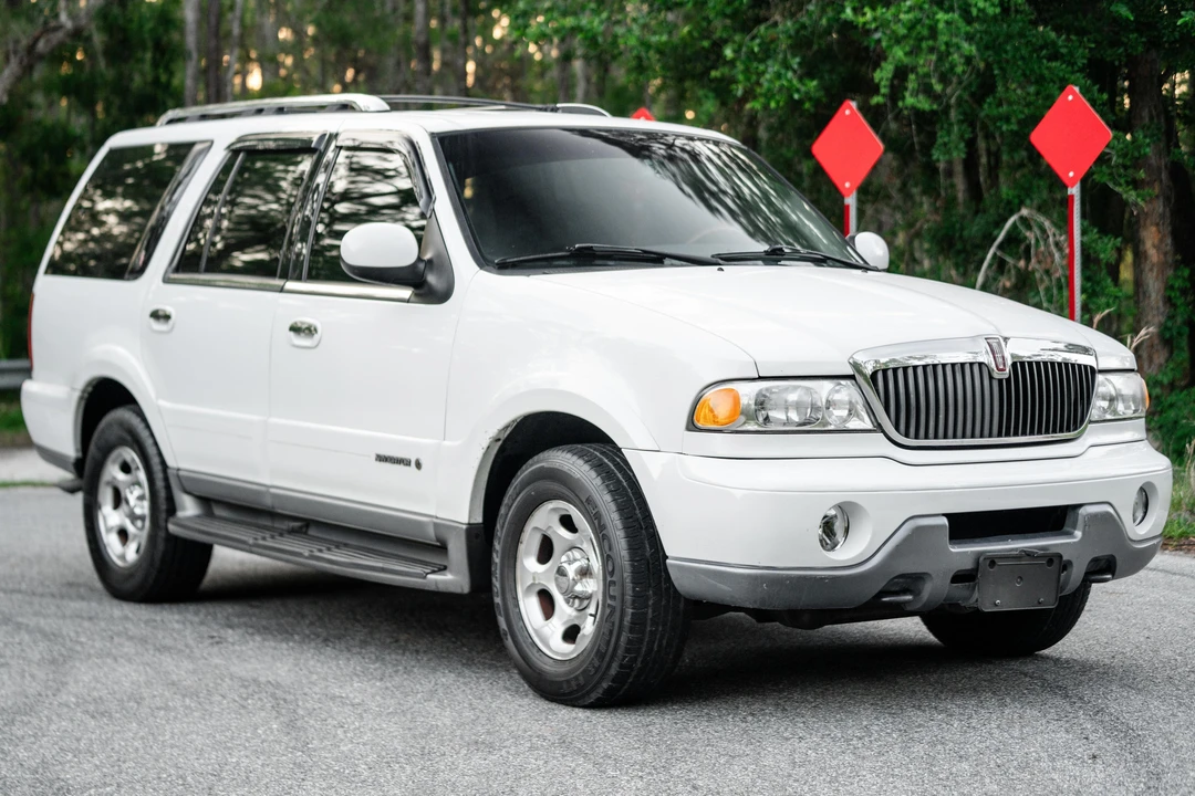 2000 Lincoln Navigator 1st Gen - Image 26 of 31