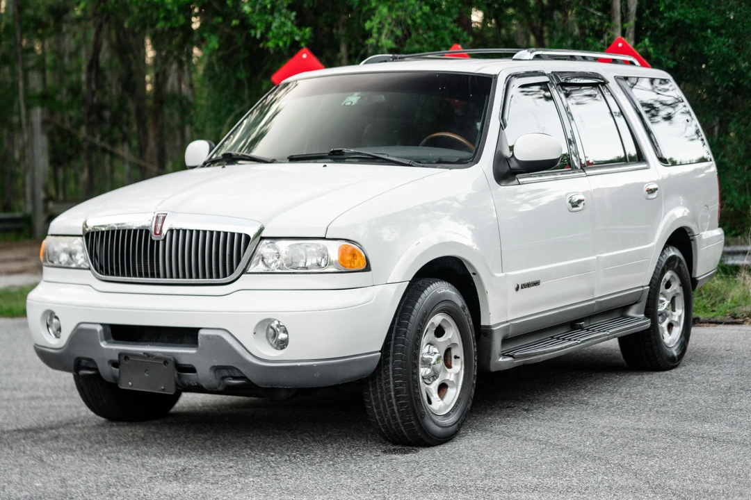 2000 Lincoln Navigator 1st Gen - Image 7 of 31