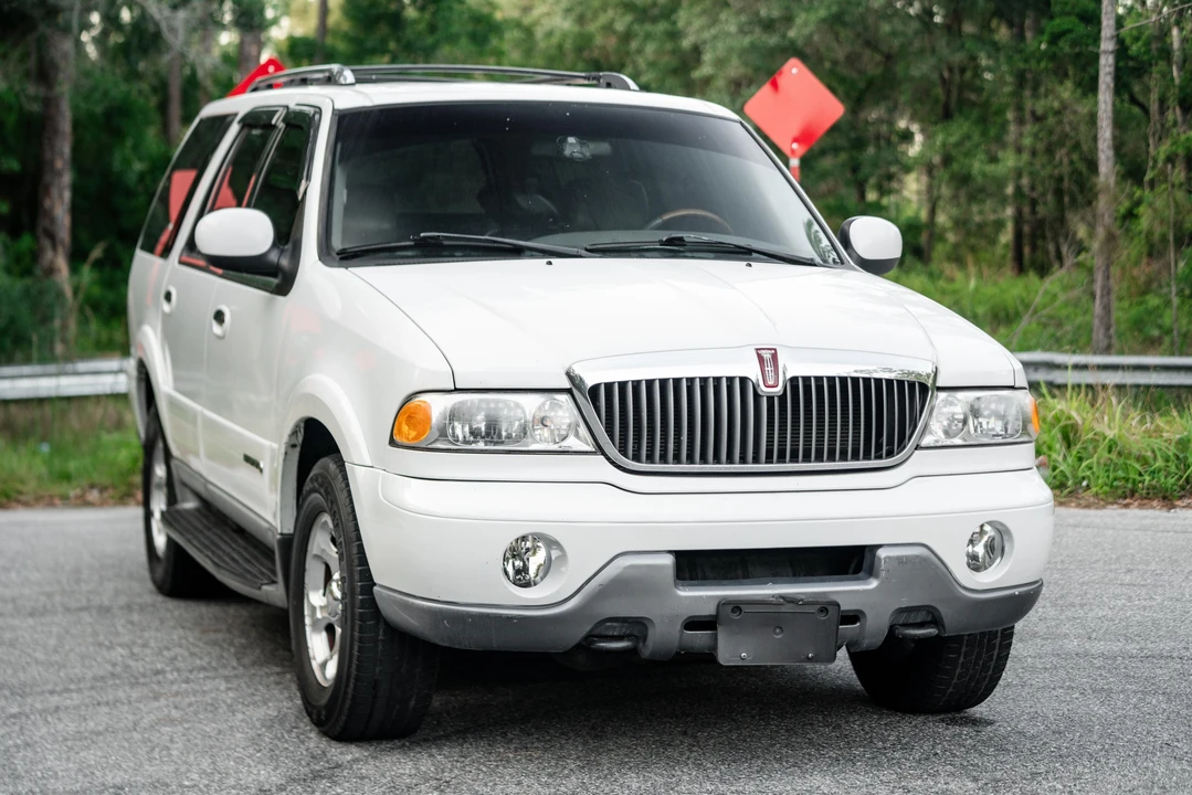 2000 Lincoln Navigator 1st Gen - Image 28 of 31