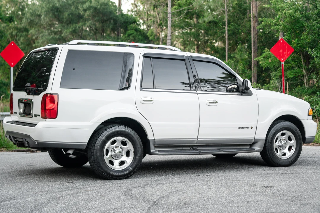 2000 Lincoln Navigator 1st Gen - Image 22 of 31