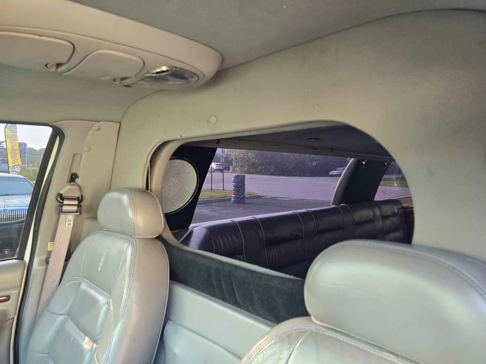 2000 Lincoln Navigator 1st Gen - Image 9 of 20