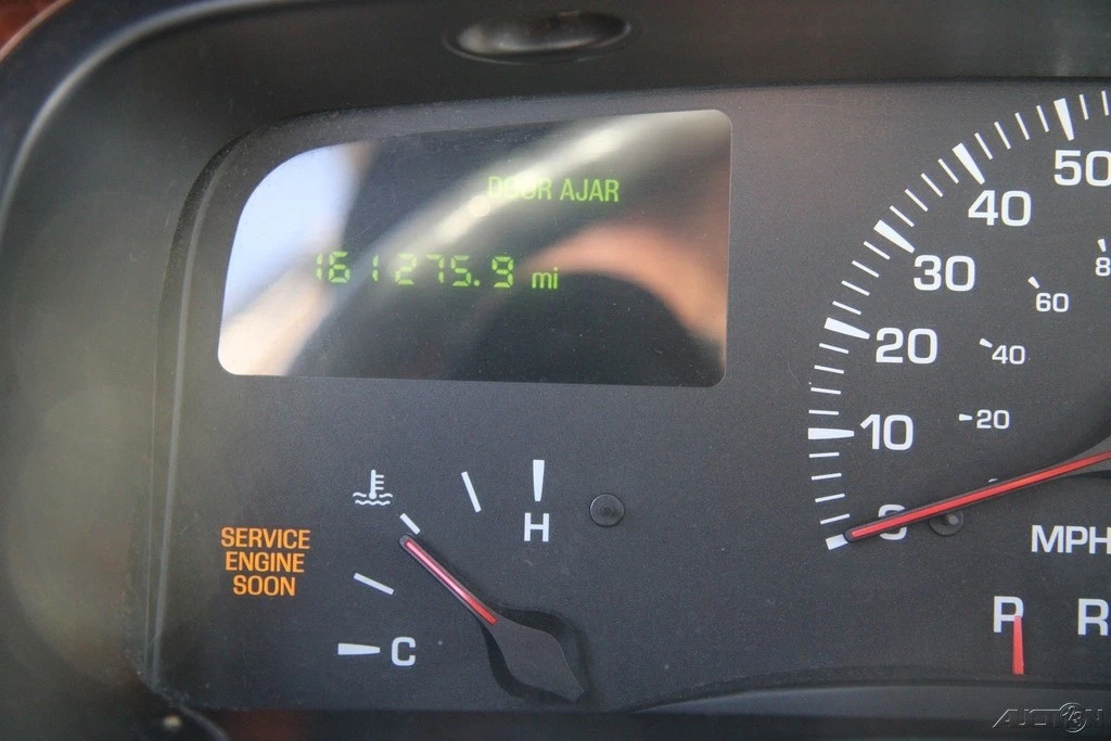 2000 Lincoln Town Car - Image 15 of 21