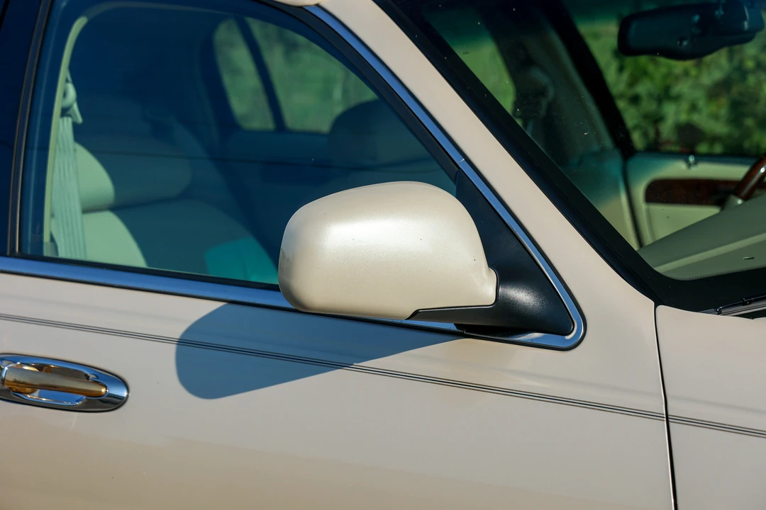 2000 Lincoln Town Car - Image 15 of 31