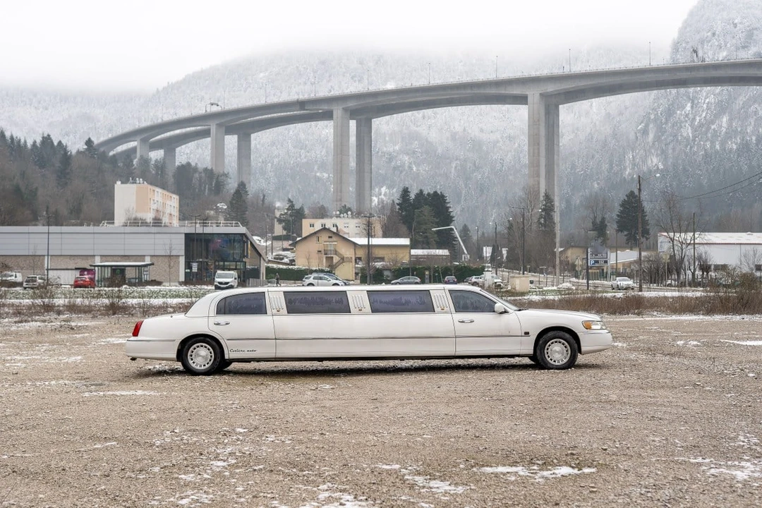 2007 Lincoln Town Car - Image 19 of 30