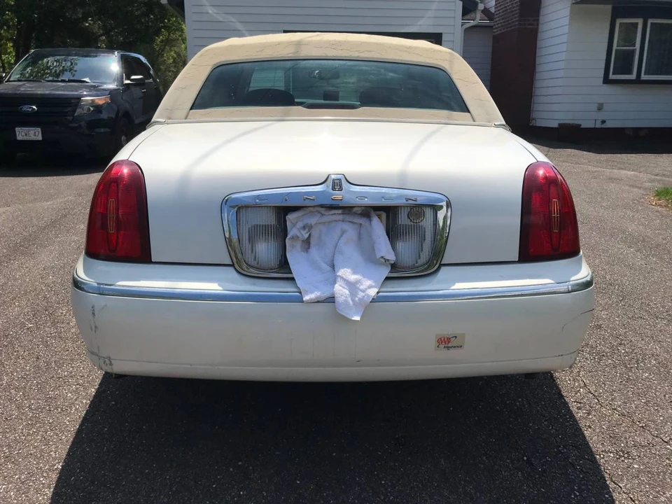 2000 Lincoln Continental 9th Gen - Image 6 of 8