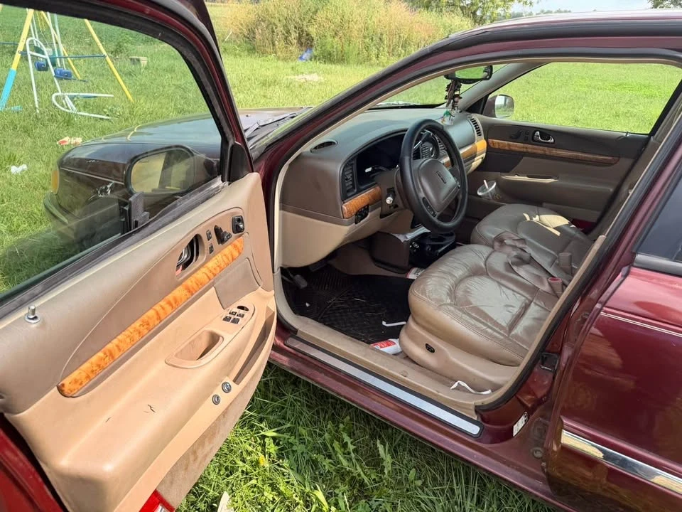 2000 Lincoln Continental 9th Gen - Image 5 of 5