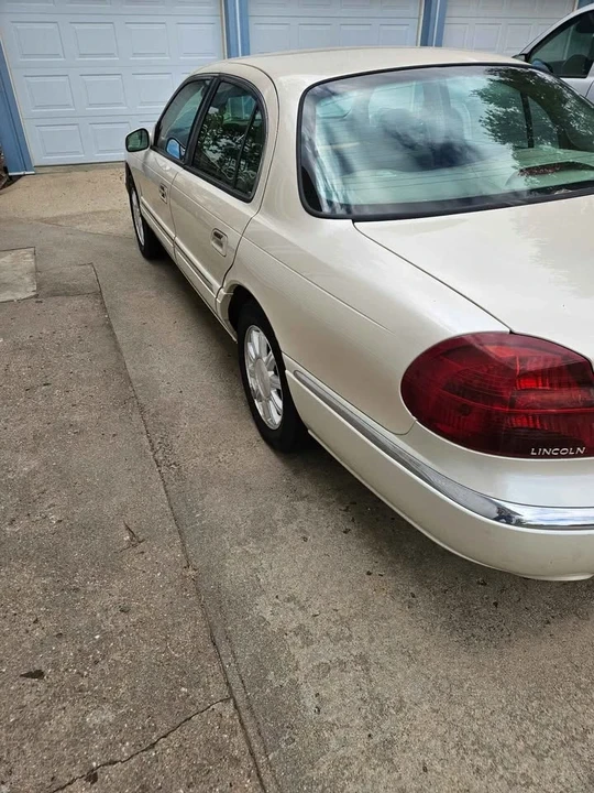 2000 Lincoln Continental 9th Gen - Image 5 of 6