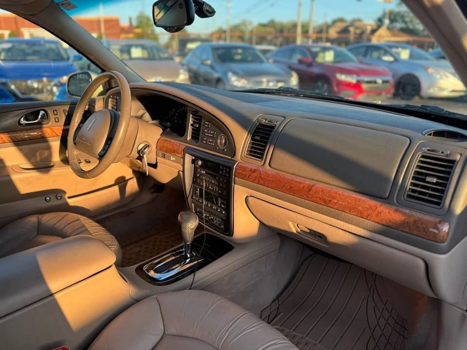 2000 Lincoln Continental 9th Gen - Image 13 of 20