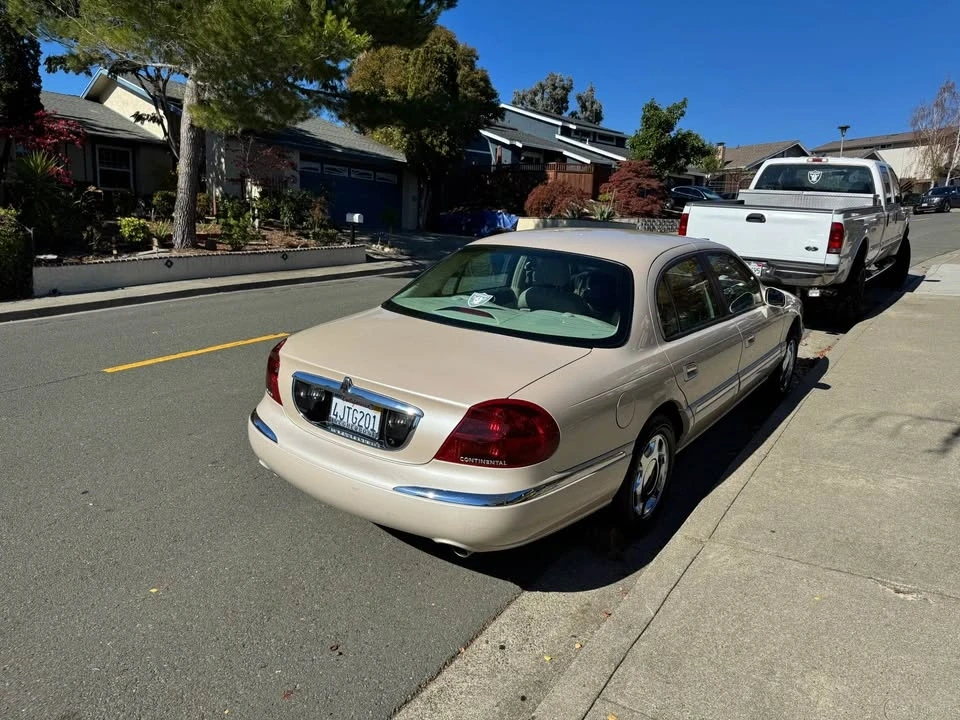 2000 Lincoln Continental 9th Gen - Image 3 of 7