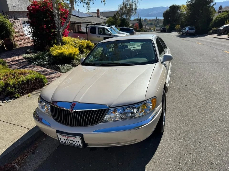 2000 Lincoln Continental 9th Gen - Image 2 of 7